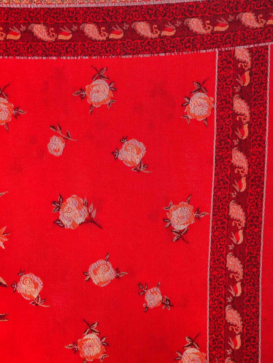 महिलाओं के लिए सफ़ेद कानी ऊनी पुष्प शॉल