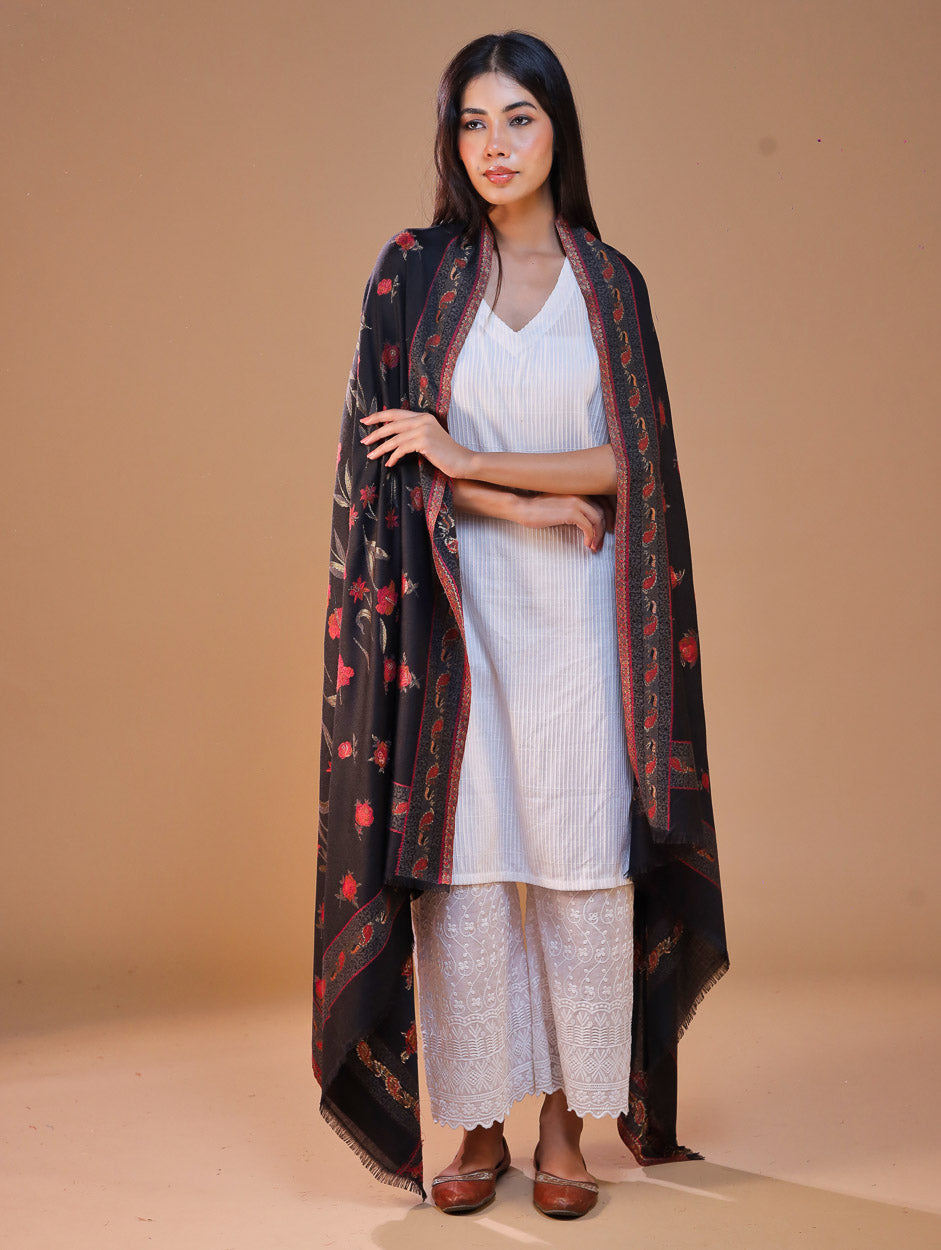 महिलाओं के लिए सफ़ेद कानी ऊनी पुष्प शॉल