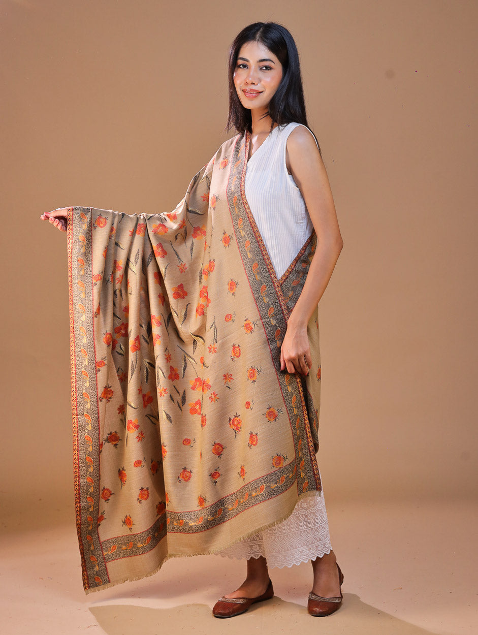 महिलाओं के लिए सफ़ेद कानी ऊनी पुष्प शॉल