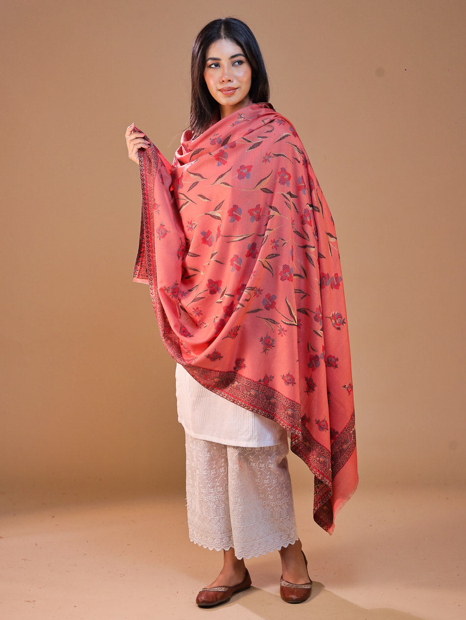 महिलाओं के लिए सफ़ेद कानी ऊनी पुष्प शॉल