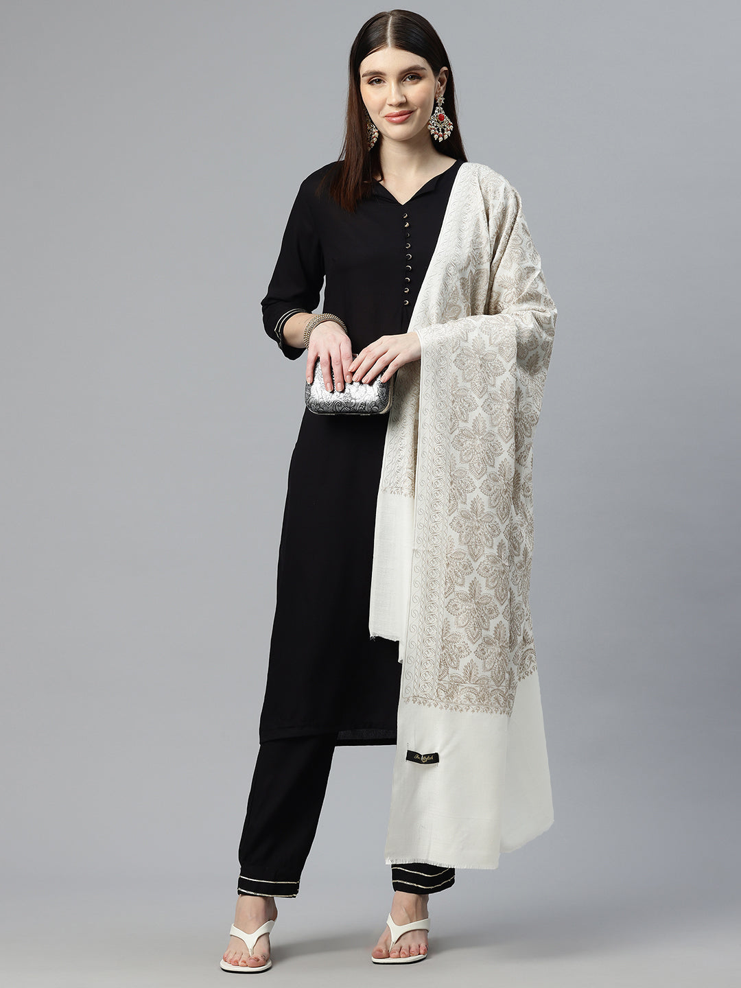 Women's Aari Embroidered Wool Shawl