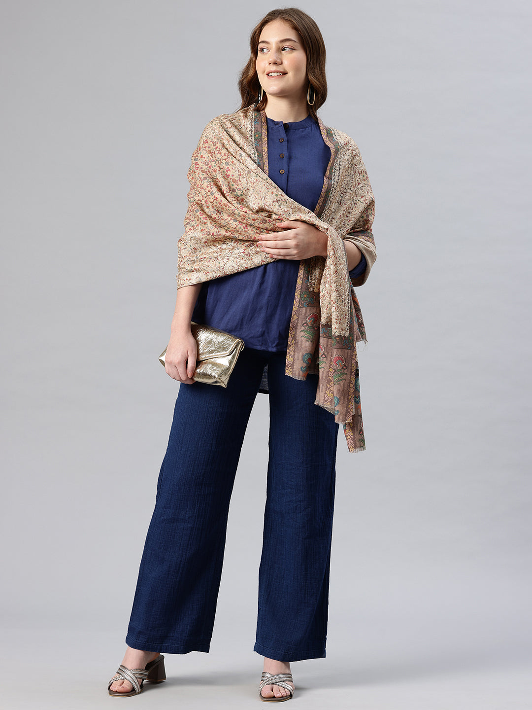 Women's Printed Aari Embroidered Stole