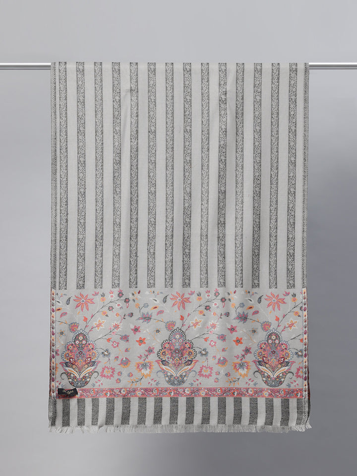 Women's Kani Wool Stole With Zari Border