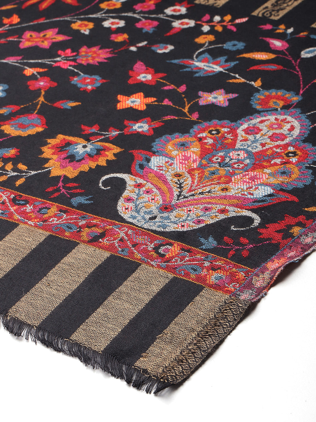Women's Kani Wool Stole With Zari Border