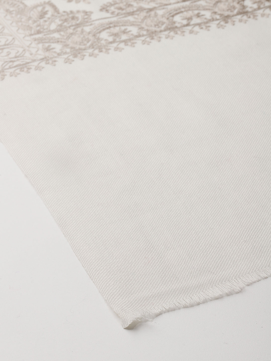 Women's Aari Embroidered Wool Shawl