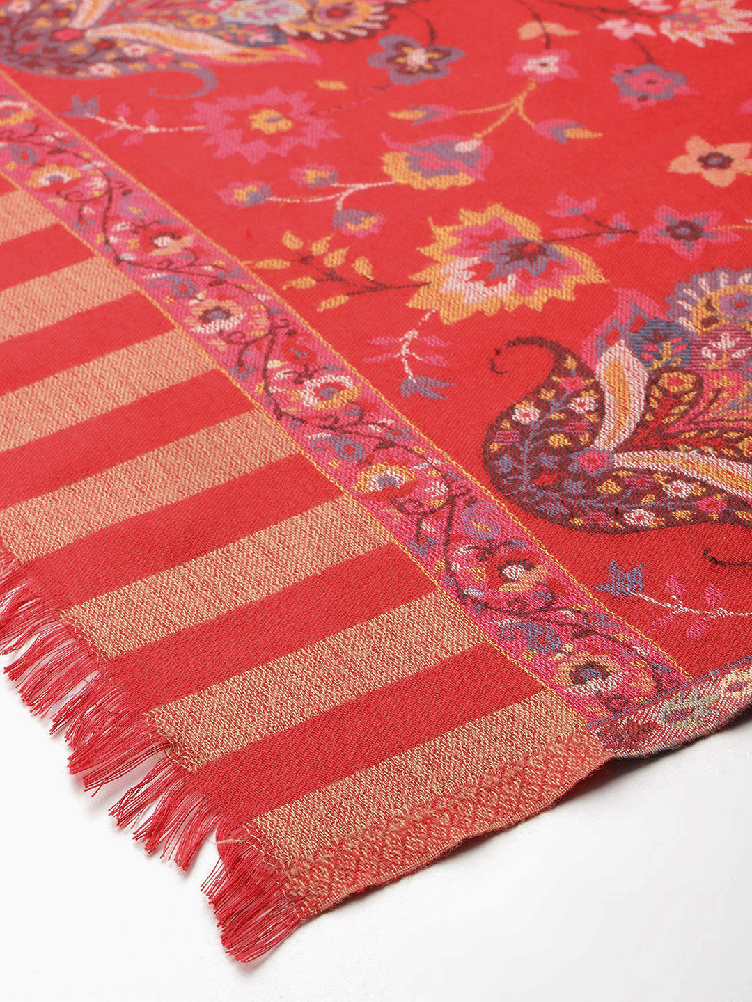 Women's Kani Wool Stole With Zari Border