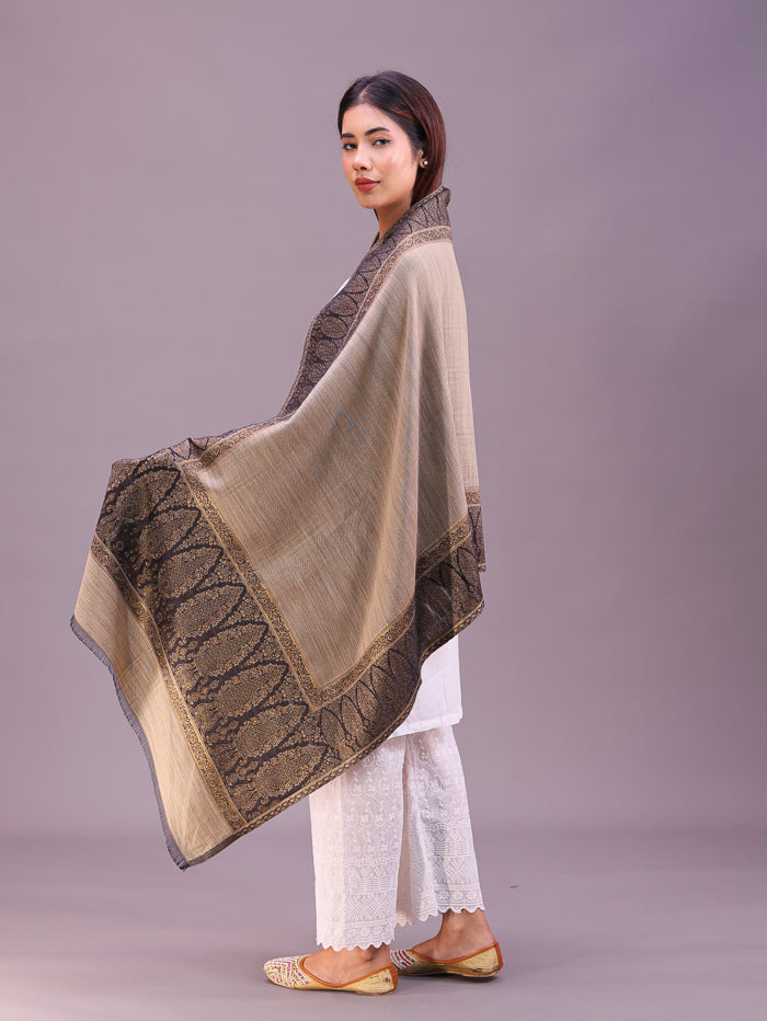 Women's Kani Wool Stole With Zari Work