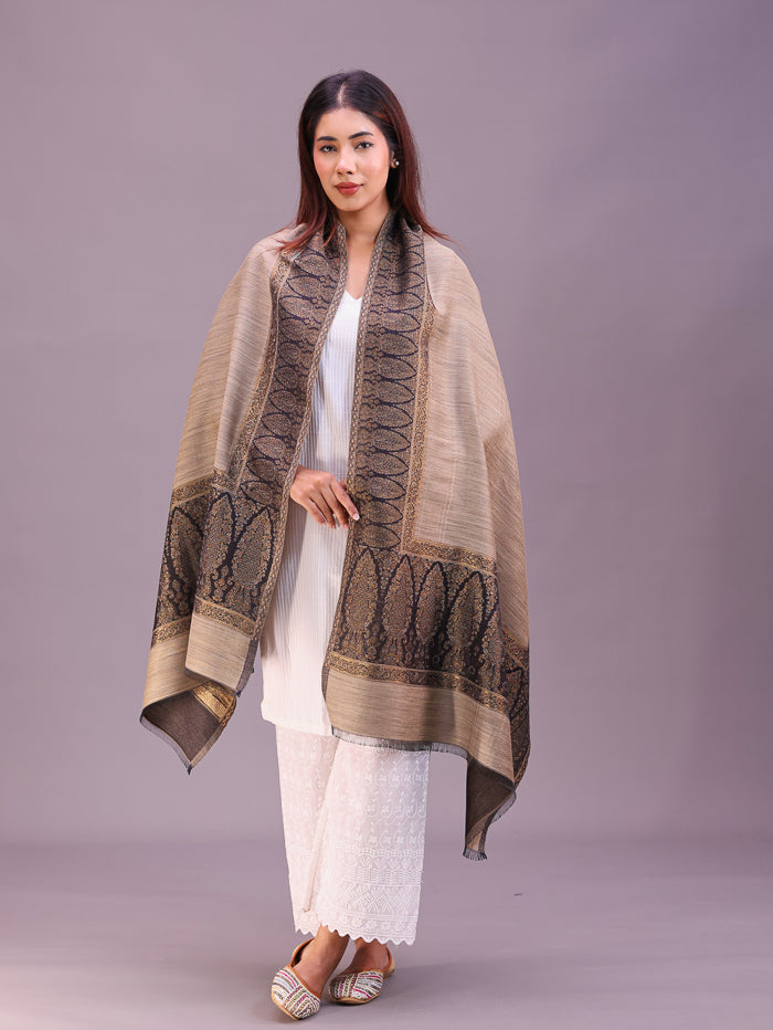 Women's Kani Wool Stole With Zari Work