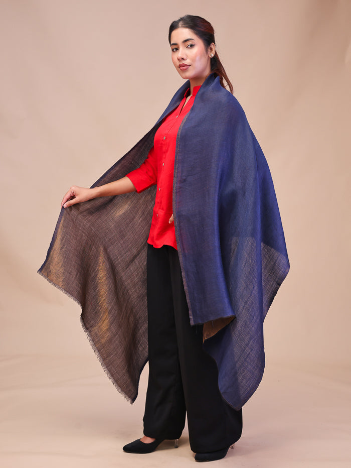 Women's Reversible Pure Wool Stole With Zari Work