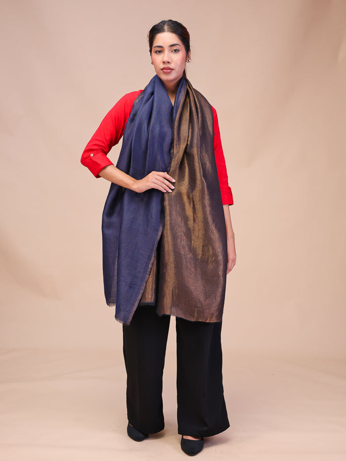 Women's Reversible Pure Wool Stole With Zari Work
