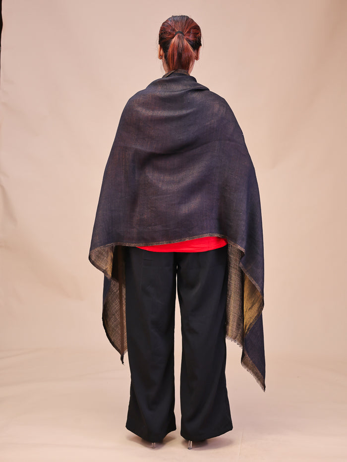 Women's Reversible Pure Wool Stole With Zari Work
