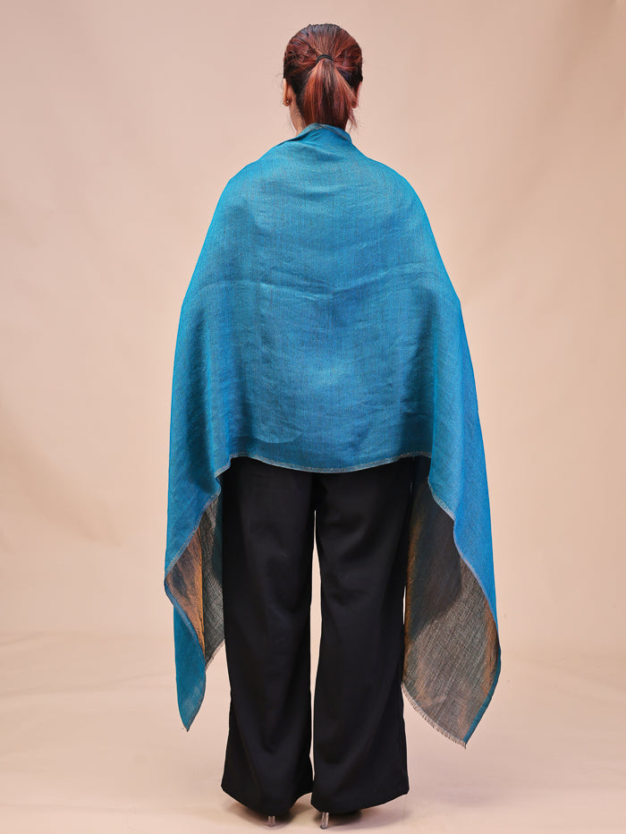 Women's Reversible Pure Wool Stole With Zari Work