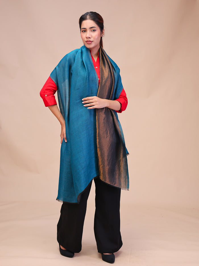Women's Reversible Pure Wool Stole With Zari Work