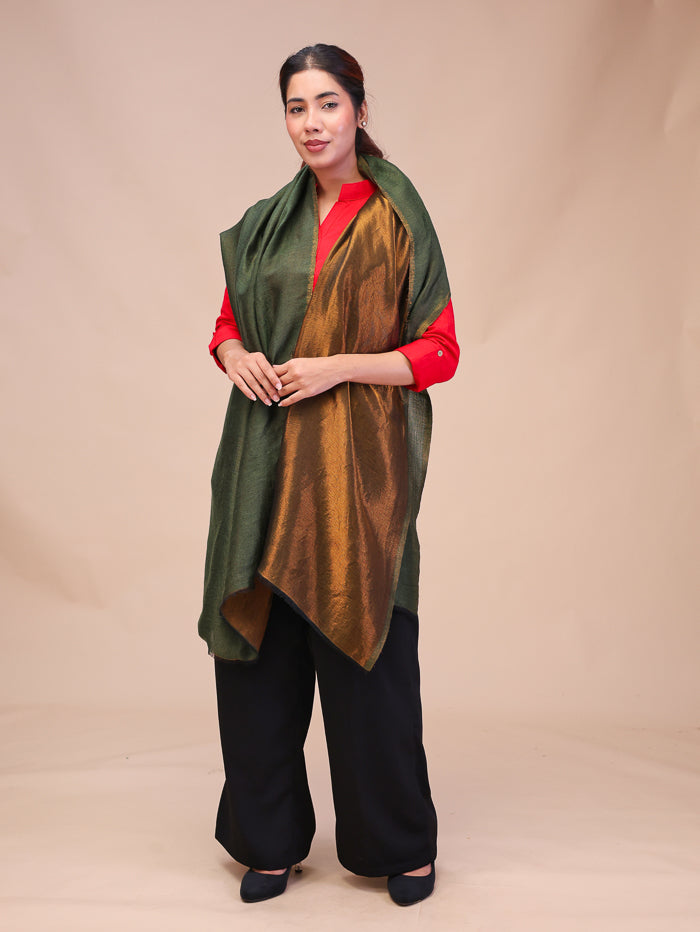 Women's Reversible Pure Wool Stole With Zari Work