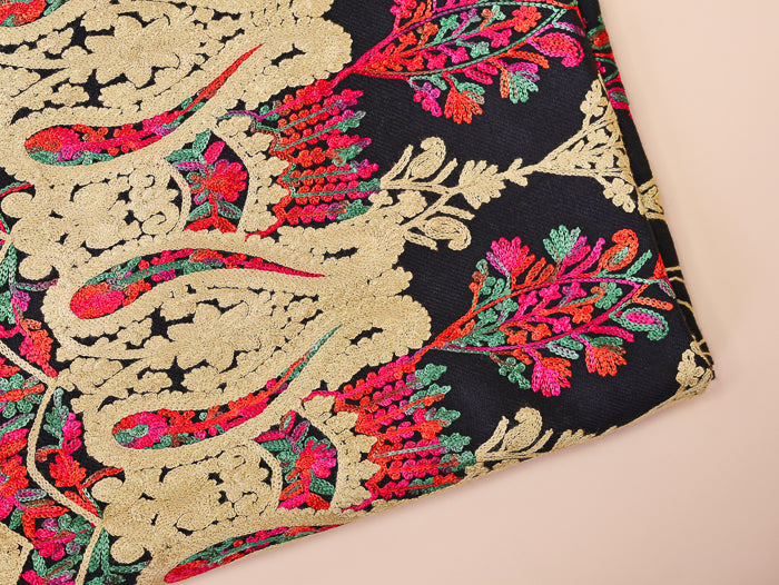 Women's Aari Embroidered Wool Shawl