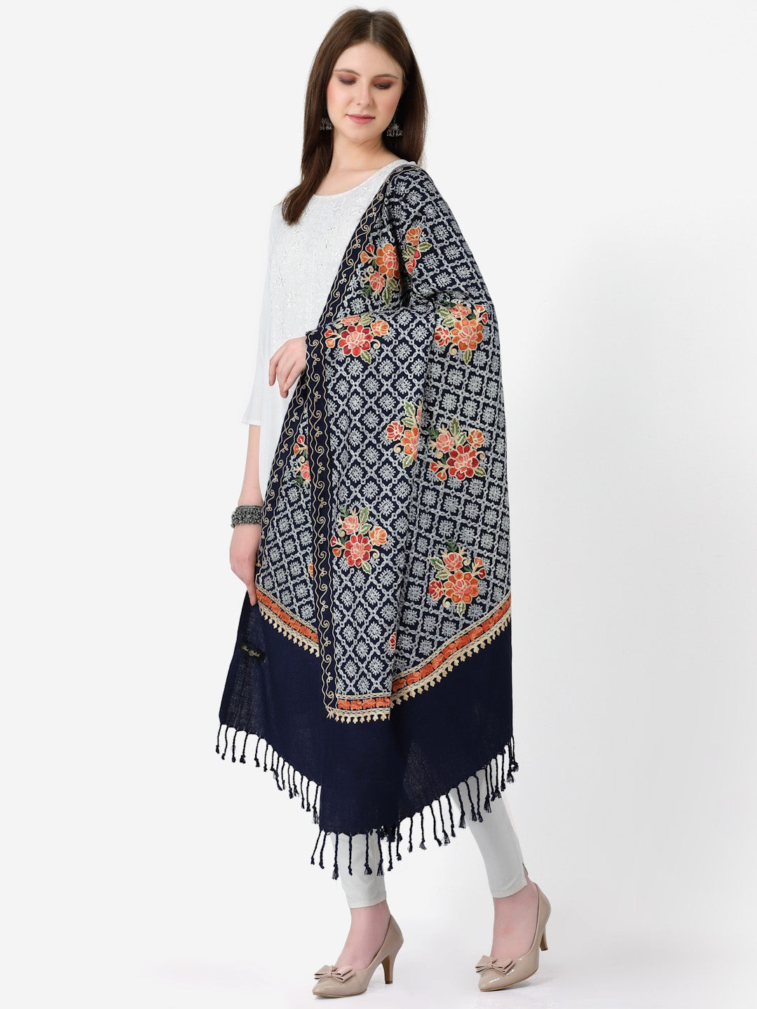 Women's Aari Embroidery Wool Shawl