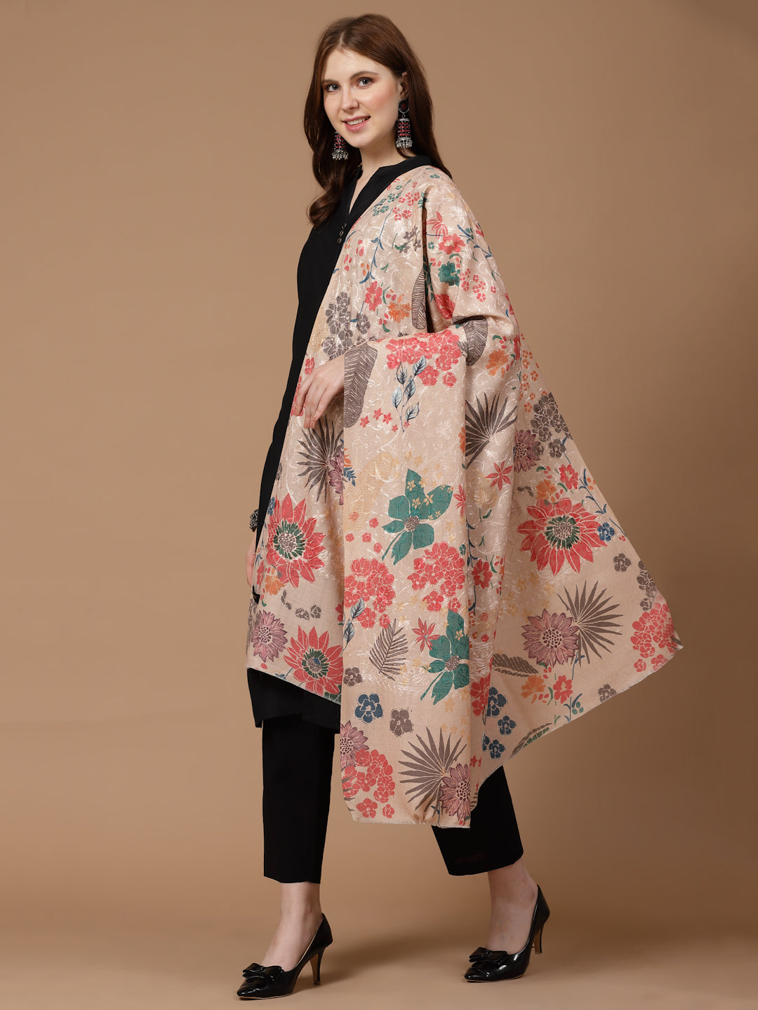 Women's Floral Printed Aari Embroidery Kalamkari Wool Shawl