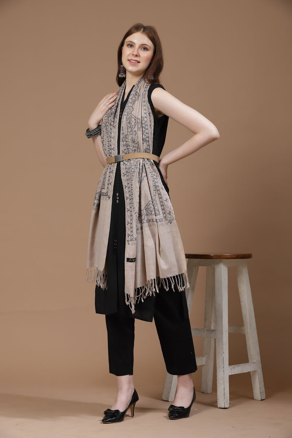 Women's Aari Embroidered Stole