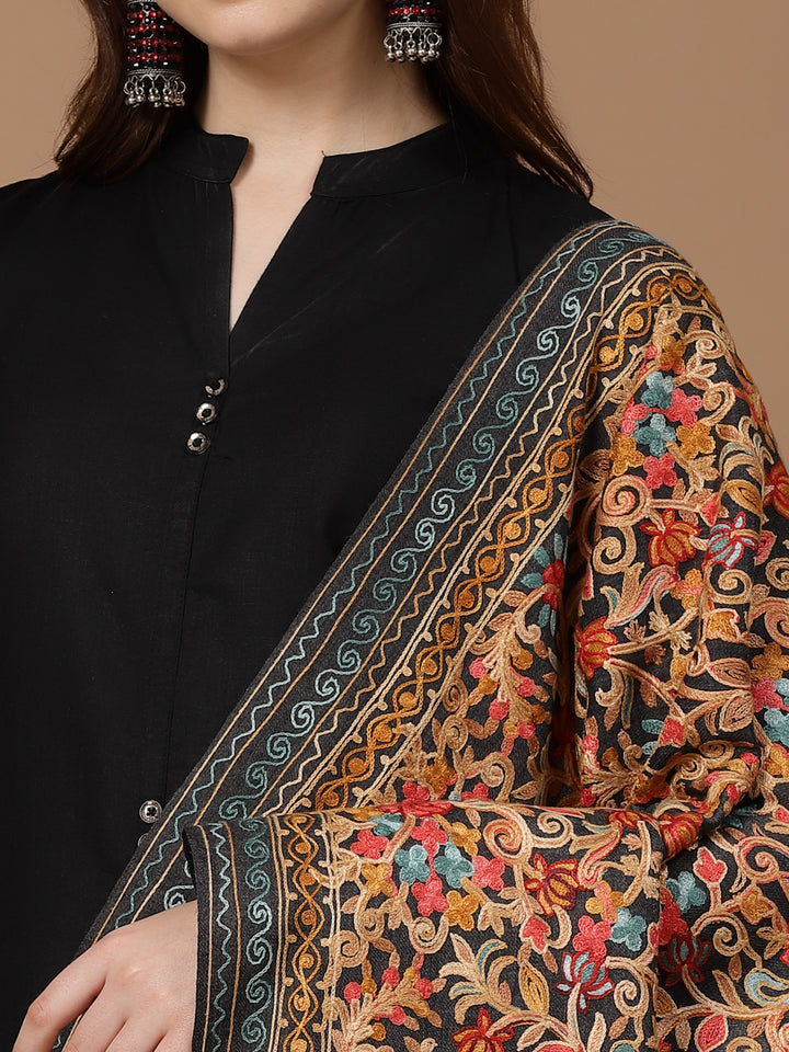 Women's Aari Embroidery Wool Shawl