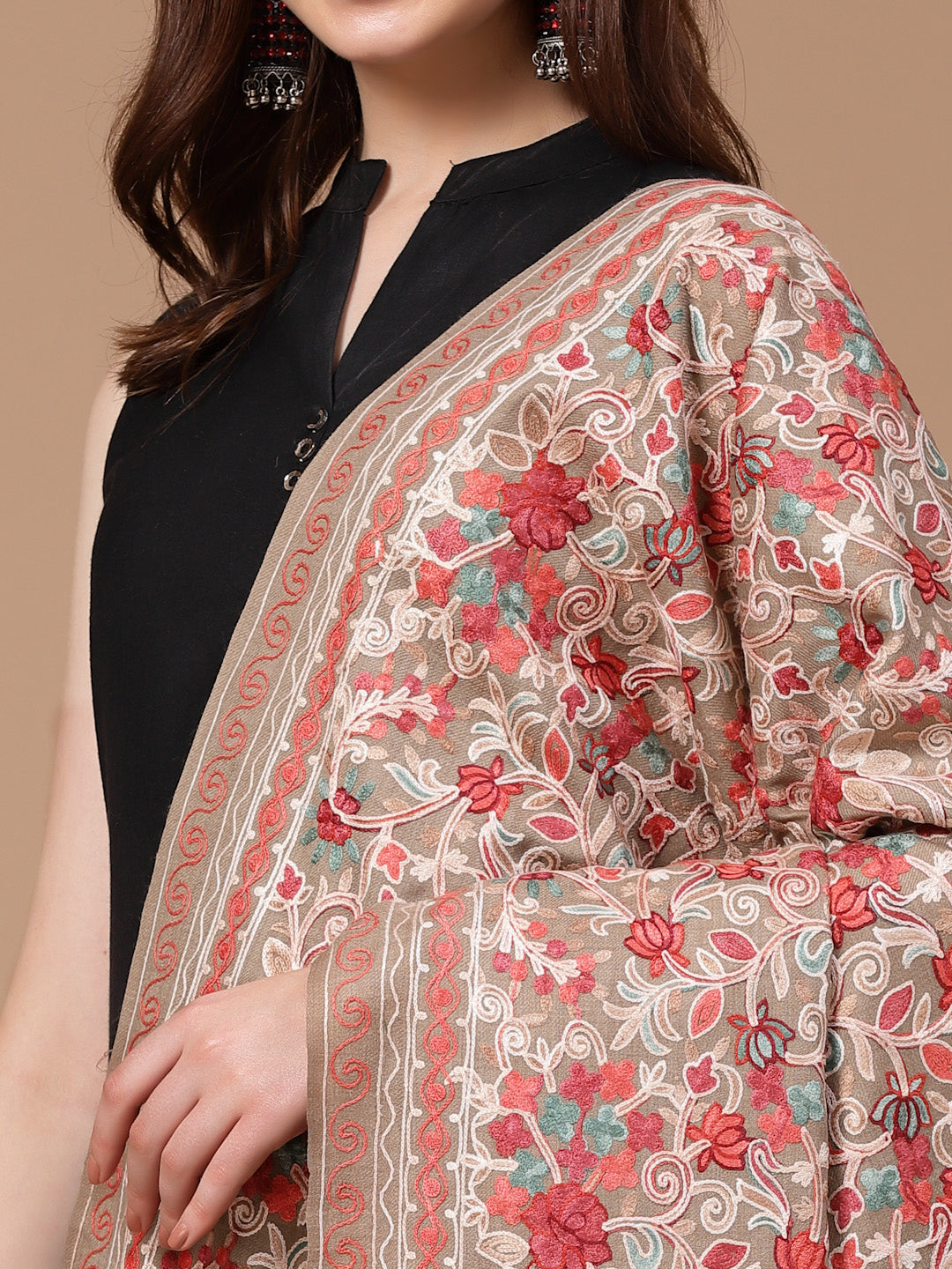 Women's Aari Embroidery Wool Shawl