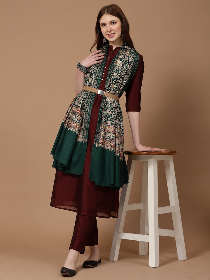 महिलाओं के लिए बोतल ग्रीन सिल्की आरी कढ़ाई ऊनी शॉल