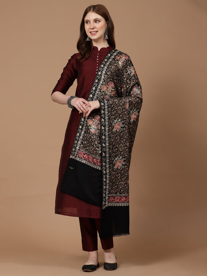 महिलाओं के लिए काला आरी कढ़ाई वाला ऊनी शॉल