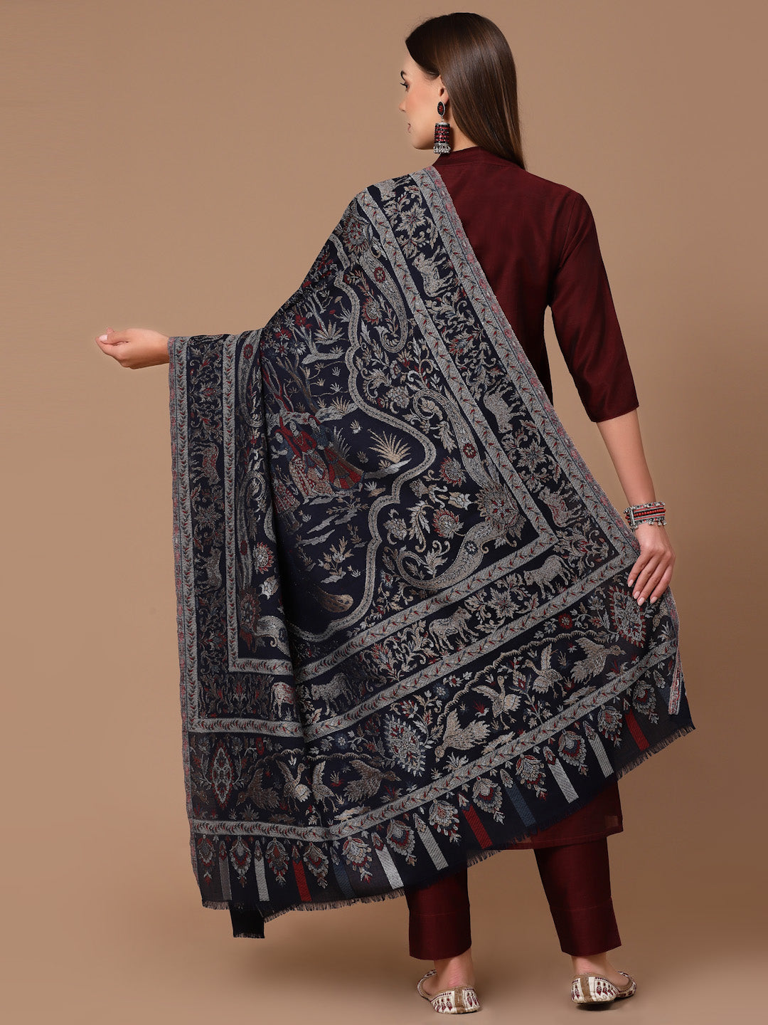 Women's Zari Kani Wool Shawl with Figures