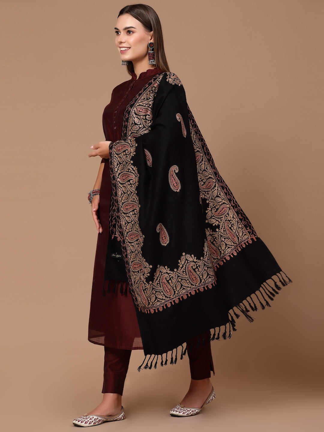 Women's Aari Embroidered Stole