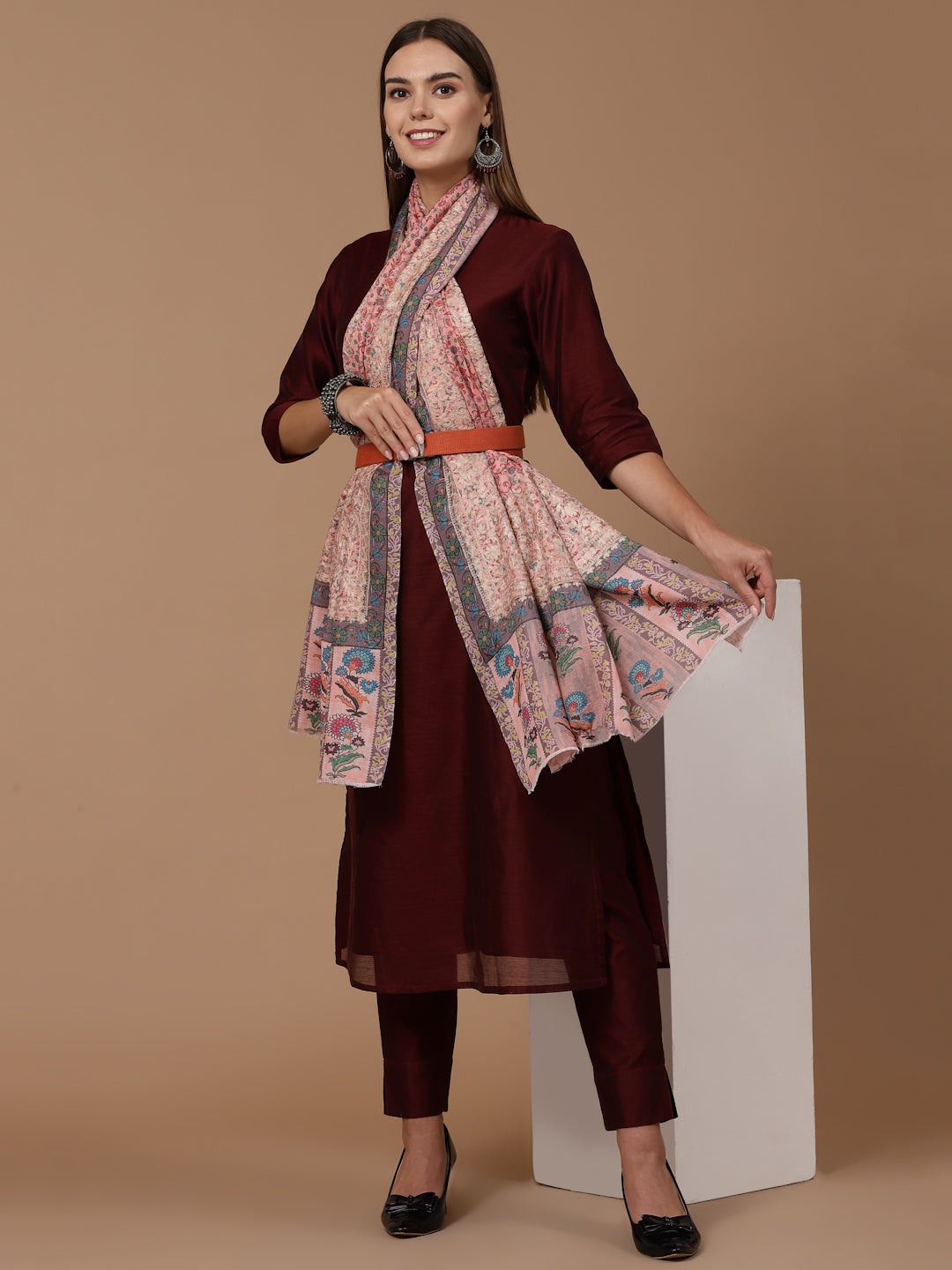 Women's Printed Aari Embroidered Stole