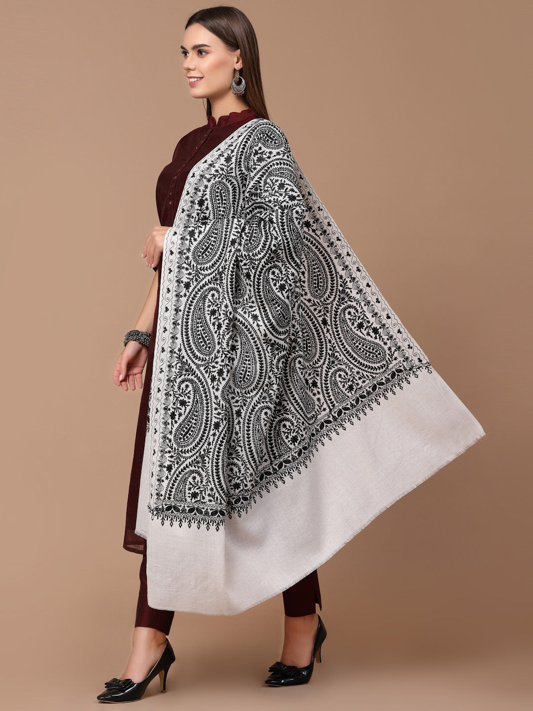 Women's Aari Embroidered Wool Shawl