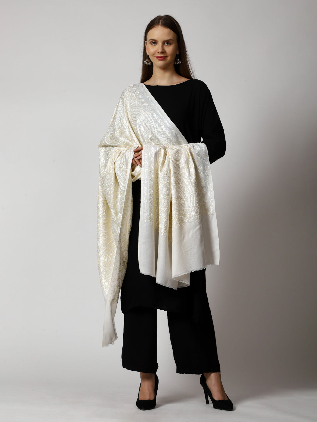 Women's Aari Embroidered Wool Shawl