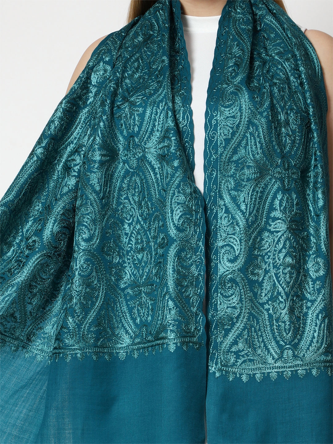 Women's Aari Embroidery Wool Stole