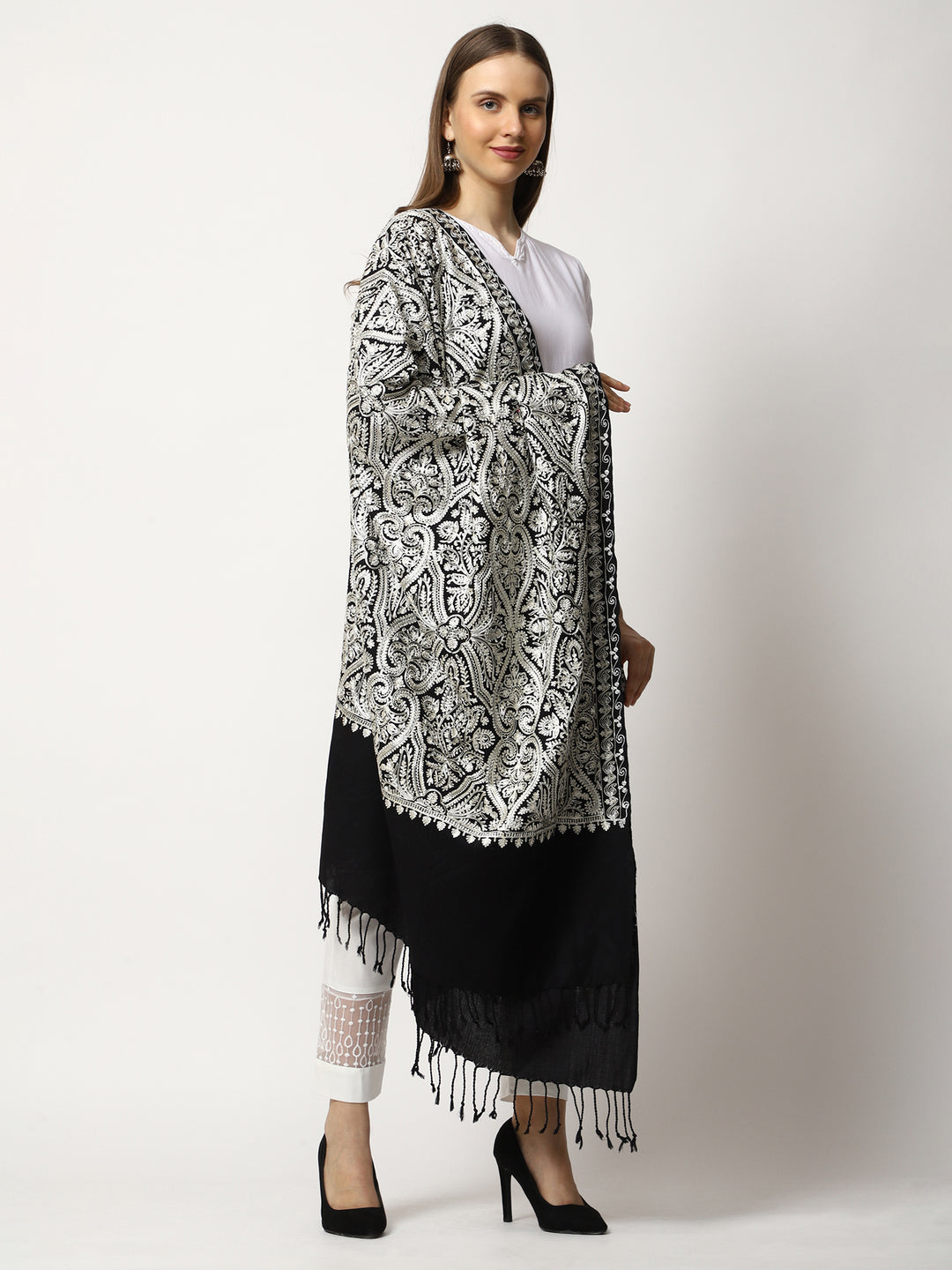 Women's Aari Embroidered Wool Shawl