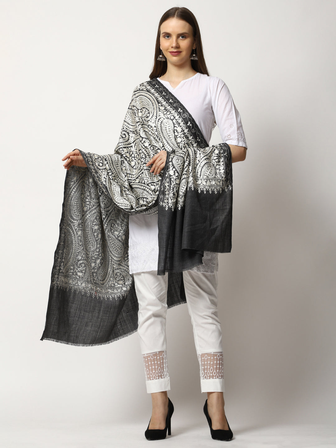 Women's Aari Embroidered Wool Shawl