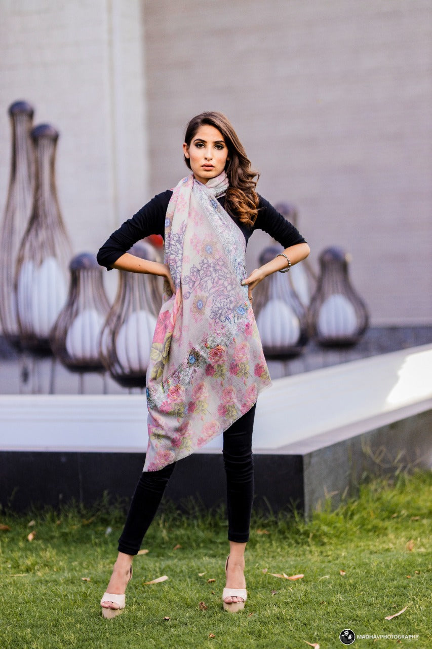 Women's Printed Aari Embroidery Wool Stole