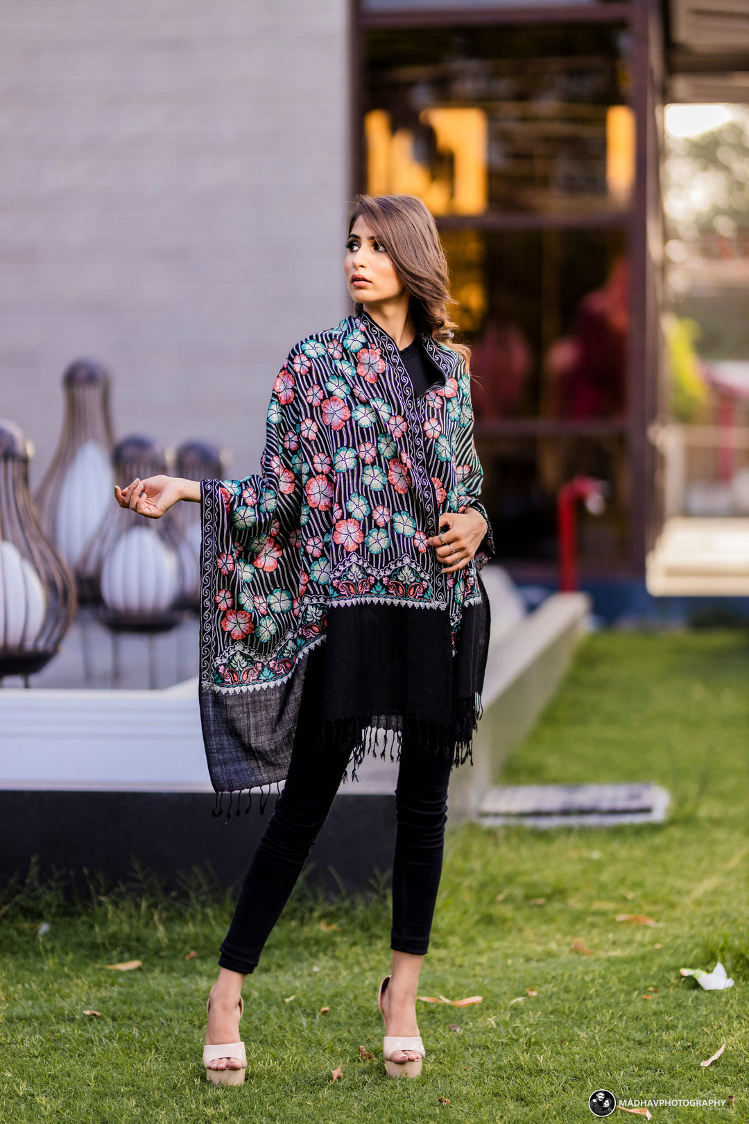 Women's Aari Embroidered Pure Wool Stole