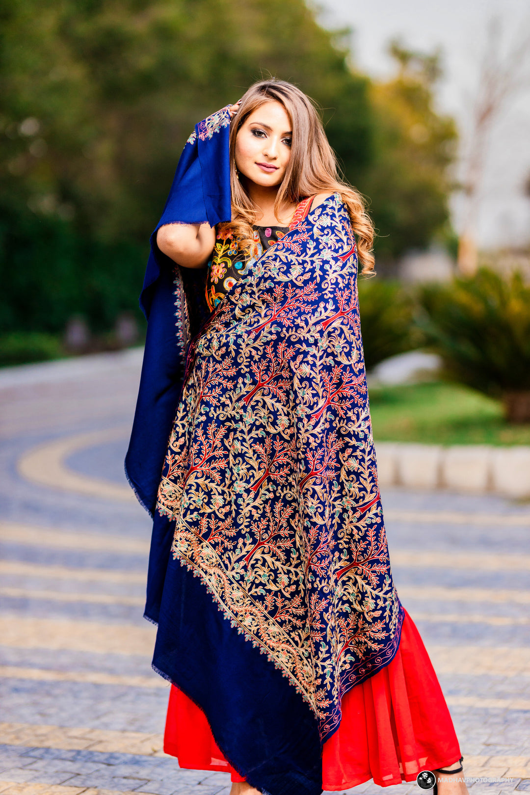 Women's Aari Embroidered Wool Shawl