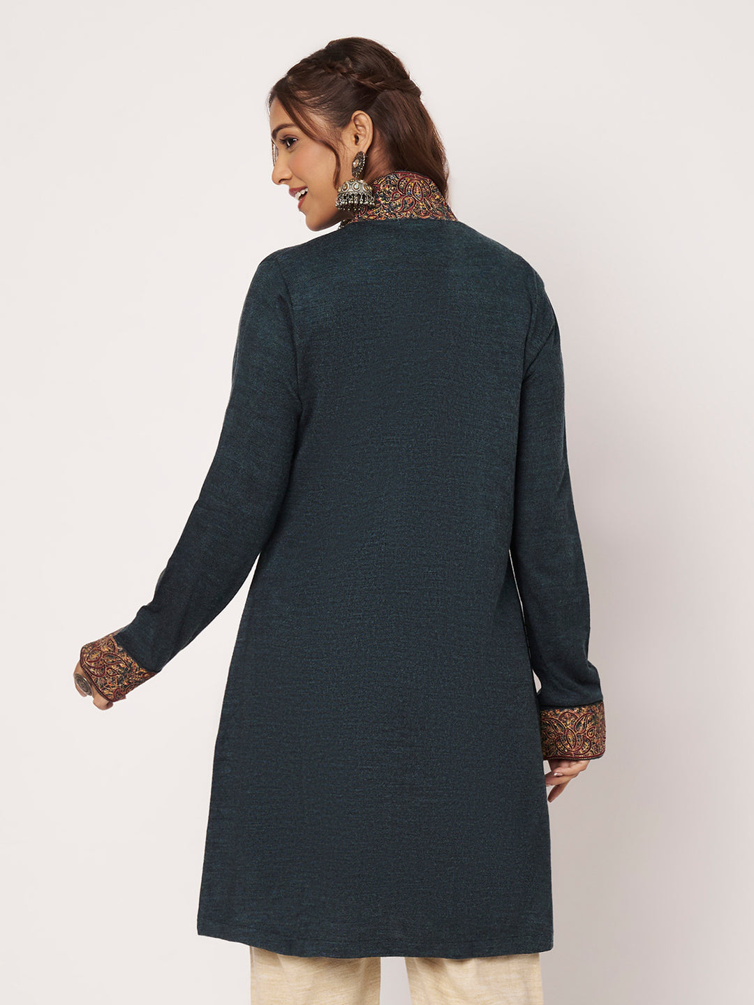 Women Embroidered Woollen Shrug