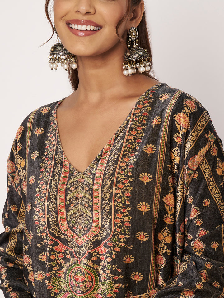 Women's Printed Velvet Long Kurta