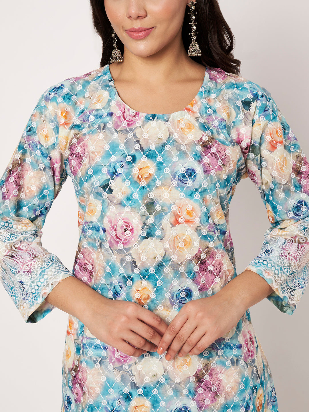 Women Floral Printed Kurti & Chikankari Pants Set