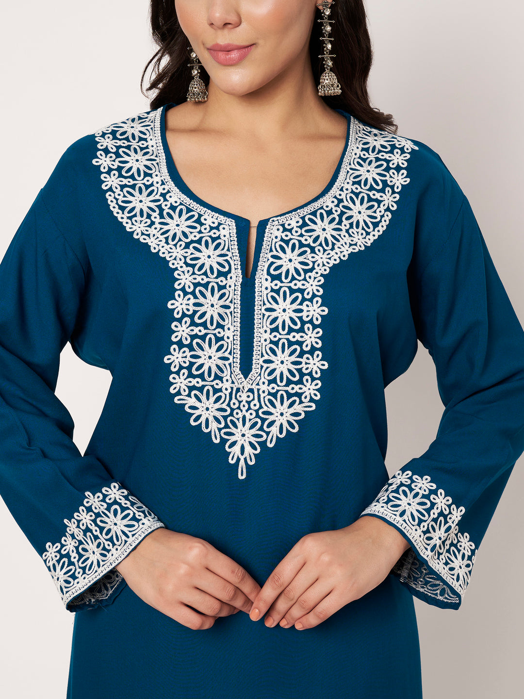 Women Embroidered Kurta & Pant Set | Floral Work