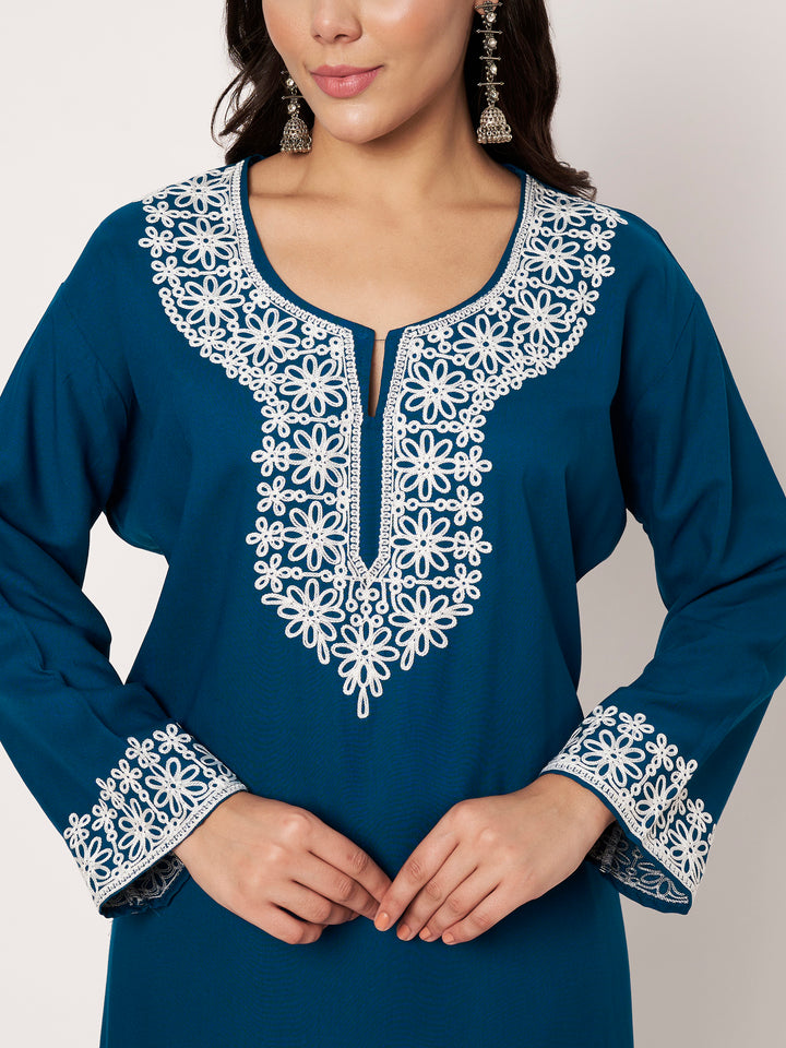 Women Embroidered Kurta & Pant Set | Floral Work