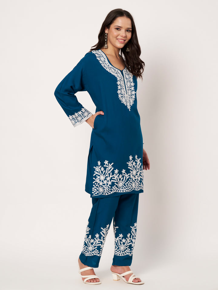 Women Embroidered Kurta & Pant Set | Floral Work