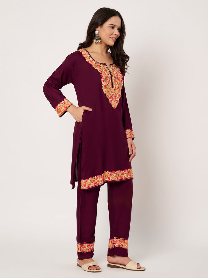 Women Floral Embroidered Kurta Palazzo Set
