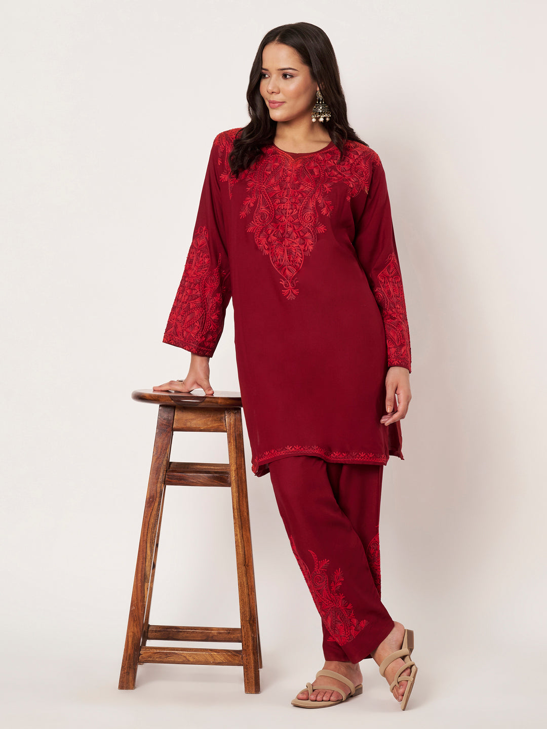 Women Floral Embroidered Kurta Palazzo Set