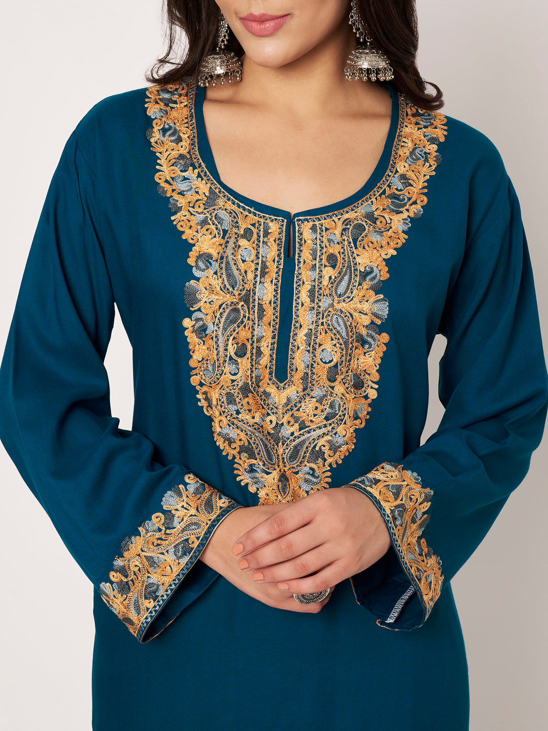 Women Floral Embroidered Kurta Palazzo Set
