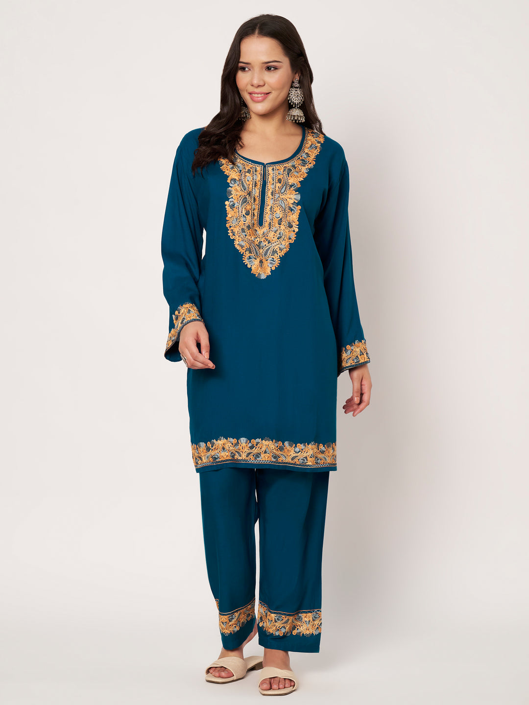 Women Floral Embroidered Kurta Palazzo Set