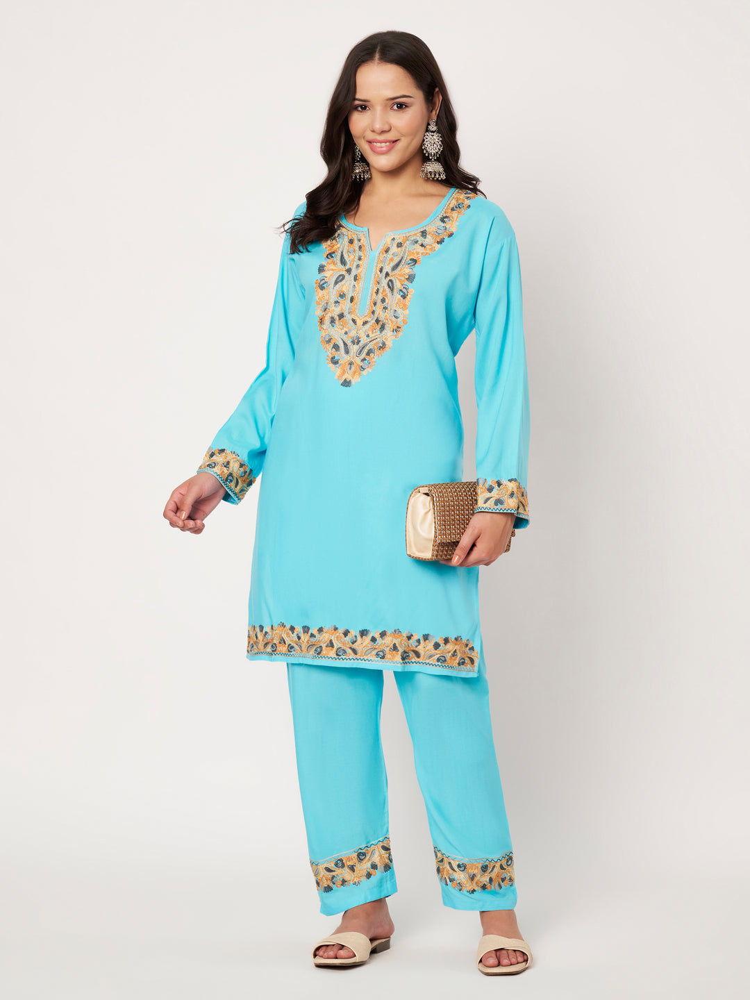 Women Floral Embroidered Kurta Palazzo Set