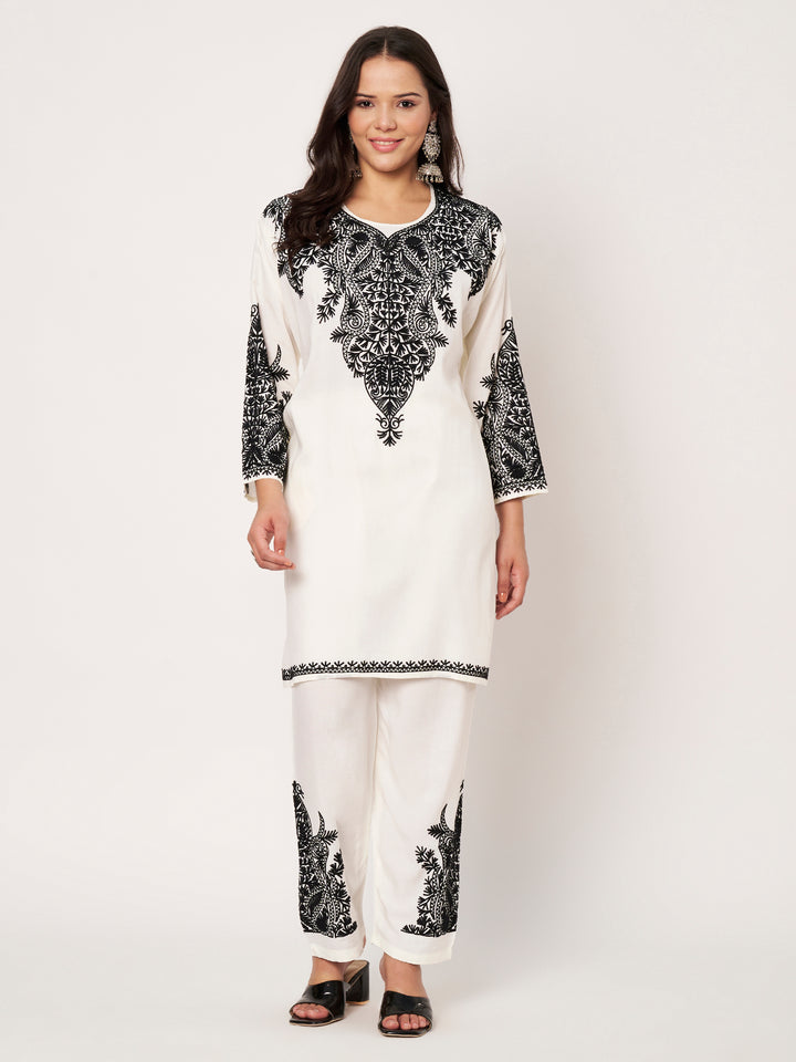 Women Floral Embroidered Kurta Palazzo Set