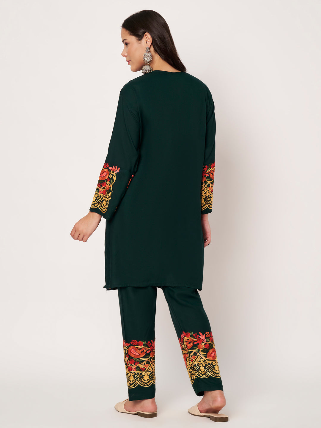 Women Floral Embroidered Kurta Palazzo Set